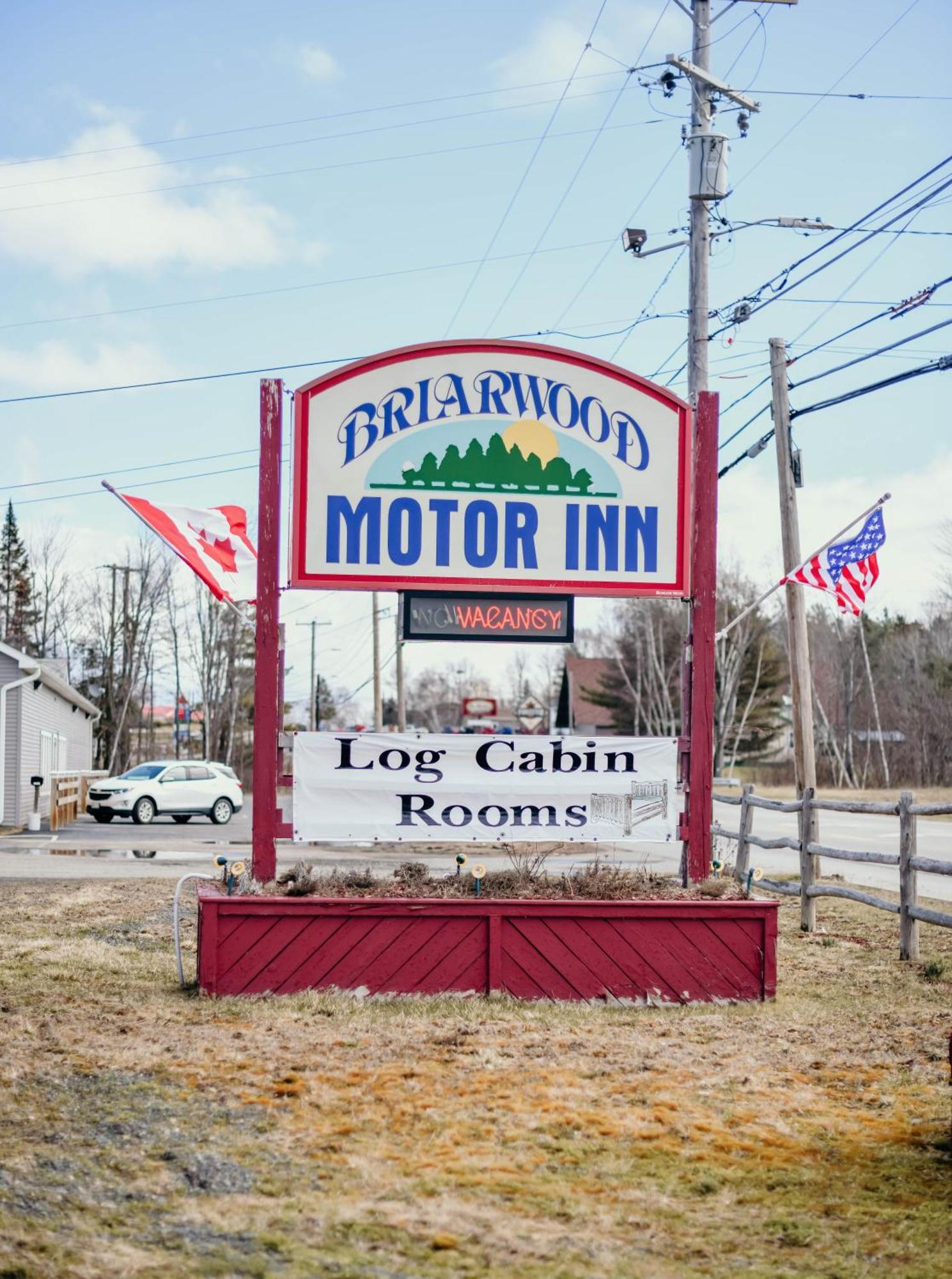 לינקולן Briarwood Motor Inn מראה חיצוני תמונה